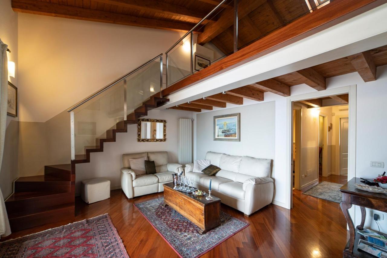 Romantic Lake View House Sulzano Exterior photo