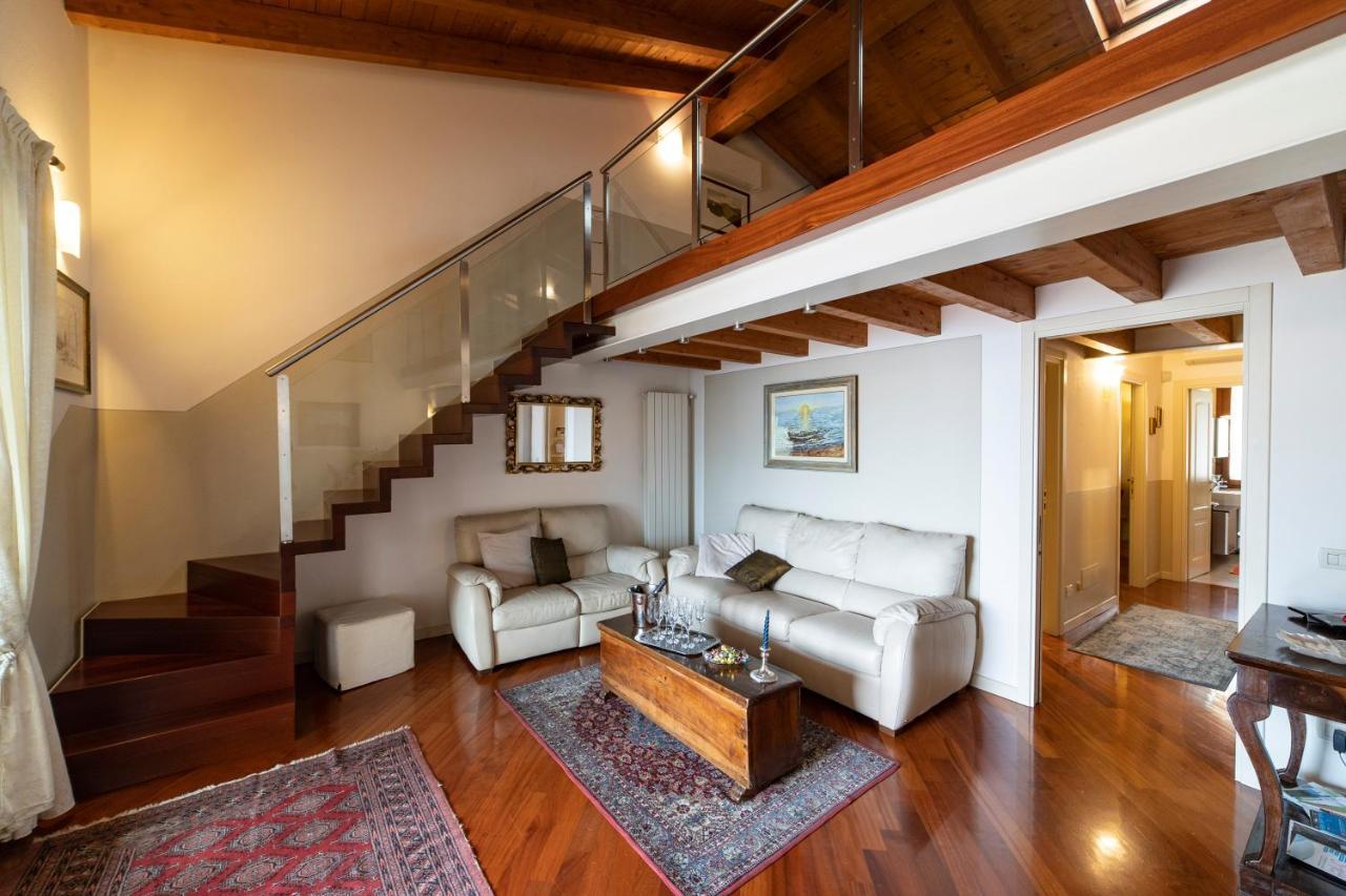 Romantic Lake View House Sulzano Exterior photo